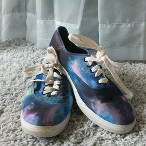 Galaxy Vans